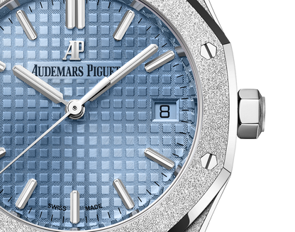 Audemars Piguet Royal Oak Frosted White Gold Selfwinding 34 MM - White Gold Bracelet - Light Blue Dial - 77353BC.GG.1263BC.01